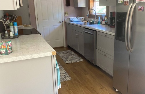 Heart of Missoula House | 4 bedroom 3 bath home on Easy street river and park outside back gate