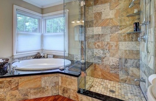 Minett Cottage | 4 Bedroom, 3 bathroom retreat on Lake Rosseau,Muskoka