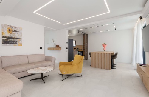 Tivat Villa | 4 Bedroom 350m2 Brand New Villa Aquilla with Pool, Jacuzzi and Sea View