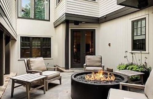 West End House | 4 BEDROOM-5.5 BATH HOUSE WEST END-ASPEN-VICTORIAN!