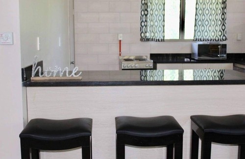 Apia House | 4 bedroom (5 beds), 2 bath