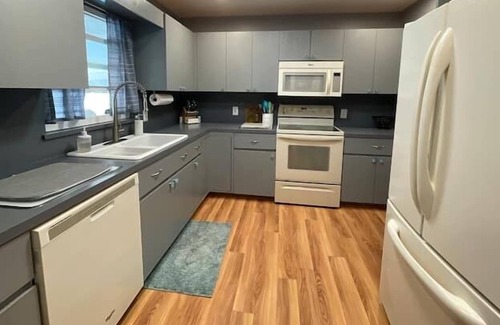 Vero Beach Apartment | 4 Bedroom 700843 by Houzlet