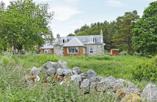 Grantown-on-Spey Cottage | 4 bedroom accommodation in Advie, near Grantown-on-Spey