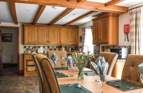 Westbrook Court Cottage | 4 bedroom accommodation in Clifford, near Hay-on-wye