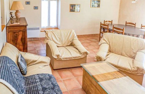 Cabrerolles House | 4 bedroom accommodation in Cabrerolles