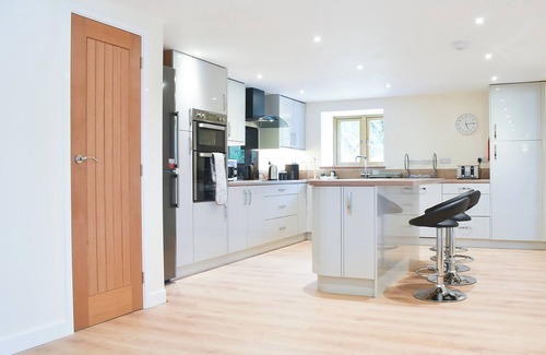 Broadwoodkelly Cabin | 4 bedroom accommodation in Monkokehampton, near Okehampton