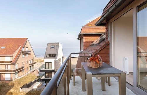 Koksijde Apartment | 4 bedroom accommodation in Oostduinkerke