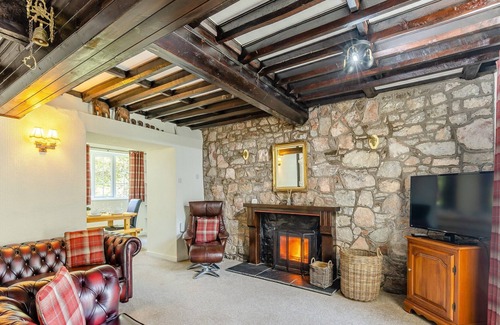 Rhyd-y-foel Cottage | 4 bedroom accommodation in Betws Yn Rhos