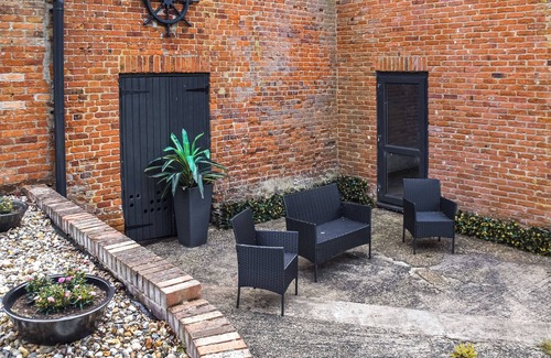 East Dereham Cottage | 4 bedroom accommodation in Little Dunham