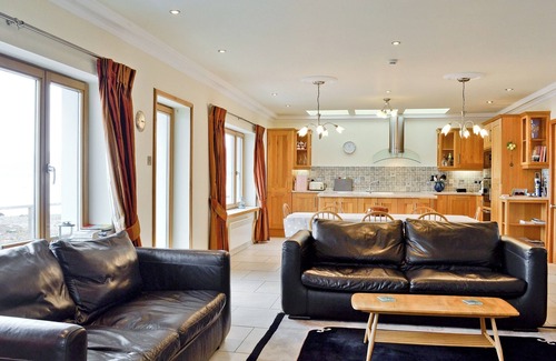 Tighnabruaich Cottage | 4 bedroom accommodation in Tighnabruaich