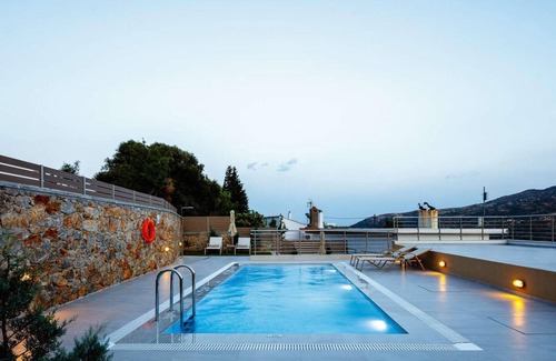Orne Villa | 4 bedroom accommodation in Aghia Galini