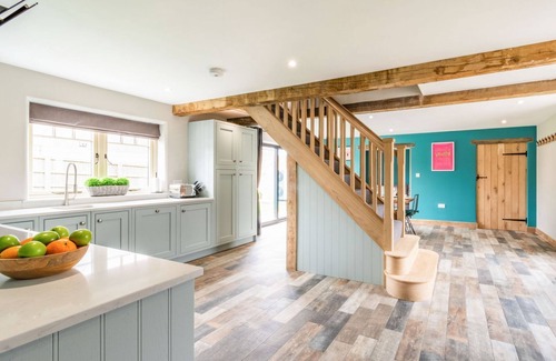 Folkton Cottage | 4 bedroom accommodation in Flixton, near Filey