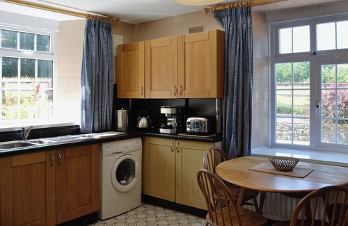 South Molton Cottage | 4 bedroom accommodation in Bish Mill, near South Molton