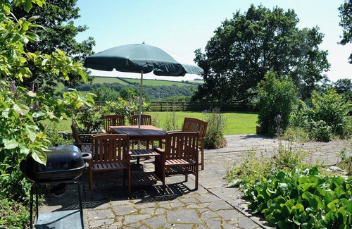 South Molton Cottage | 4 bedroom accommodation in Bish Mill, near South Molton