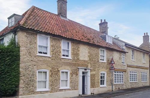 Stoke Ferry Cottage | 4 bedroom accommodation in Stoke Ferry