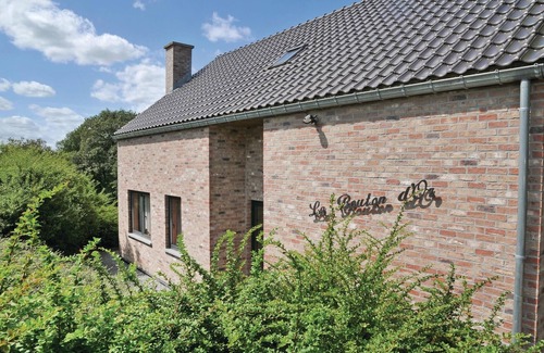 Somme-Leuze House | 4 bedroom accommodation in Somme-Leuze
