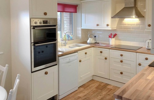 Muston Cottage | 4 bedroom accommodation in Scarborough