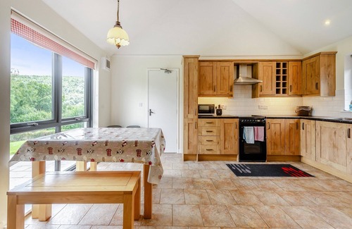 Llandeilo Cottage | 4 bedroom accommodation in Bethlehem