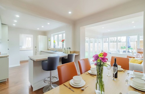 Bridgend Cottage | 4 bedroom accommodation in Bridgend