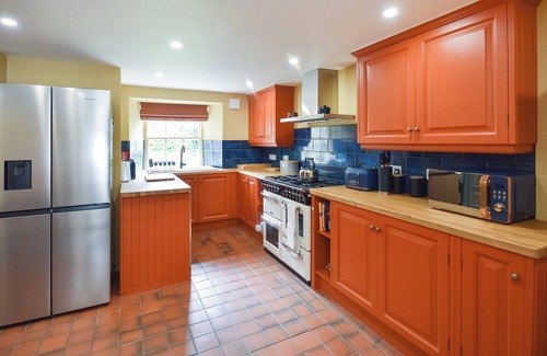 Falkland Cottage | 4 bedroom accommodation in Falkland
