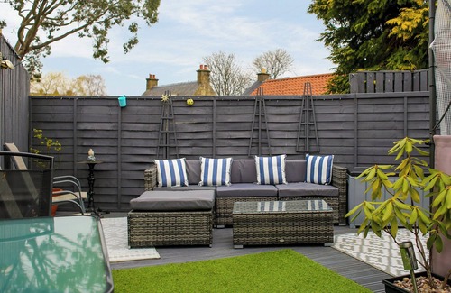 Falkland Cottage | 4 bedroom accommodation in Falkland