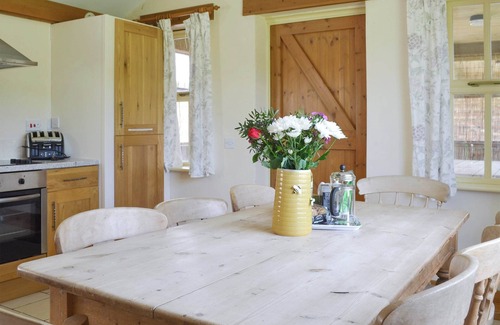 Kilnwick Cottage | 4 bedroom accommodation in Brandesburton, near Bridlington