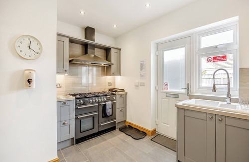 Skegness Cottage | 4 bedroom accommodation in Hogsthorpe, near Skegness