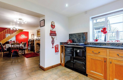 Amerton Cottage | 4 bedroom accommodation in Stowe-by-Chartley, near Stafford