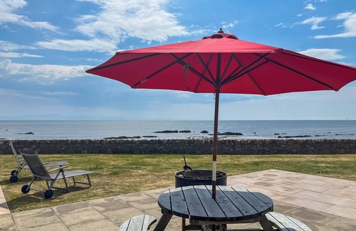 Southerness Cottage | 4 bedroom accommodation in Southerness, Dumfries