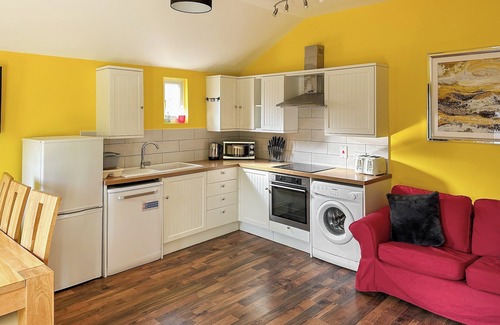 Forncett Cottage | 4 bedroom accommodation in Forncett St Peter, near Long Stratton