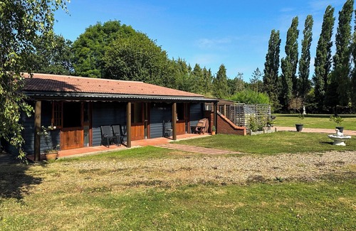 Forncett Cottage | 4 bedroom accommodation in Forncett St Peter, near Long Stratton