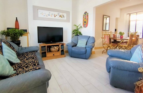 Landore Cottage | 4 bedroom accommodation in Landore