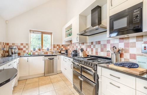 Hopton Cottage | 4 bedroom accommodation in Hopton, near Wirksworth