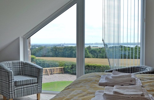 Montrose Cottage | 4 bedroom accommodation in Montrose