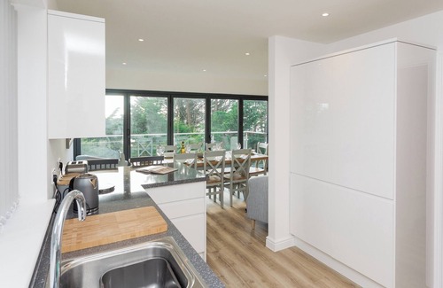 Ventnor House | 4 bedroom accommodation in Ventnor