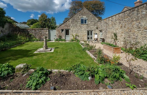Ventnor Cottage | 4 bedroom accommodation in Wroxall
