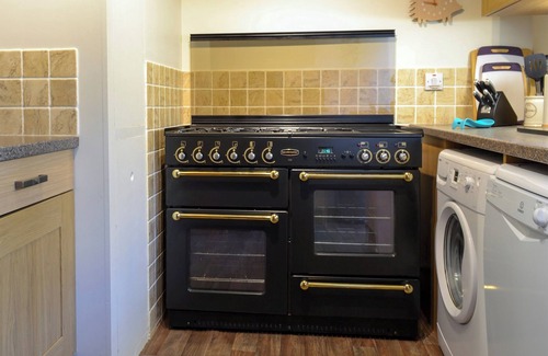 Buckton Cottage | 4 bedroom accommodation in Buckton, near Flamborough