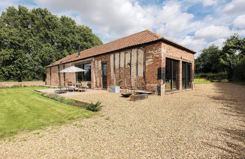 Foxley Cottage | 4 bedroom accommodation in Kerdiston, near Norwich