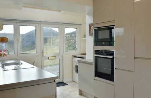 Kendal Cottage | 4 bedroom accommodation in Old Hutton, near Kendal