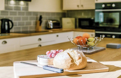Lydney Cottage | 4 bedroom accommodation in Bream, near Lydney