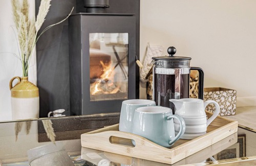 Malpas Cottage | 4 bedroom accommodation in Edge, near Malpas