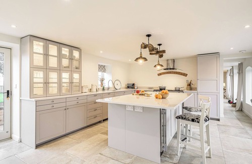 Malpas Cottage | 4 bedroom accommodation in Edge, near Malpas
