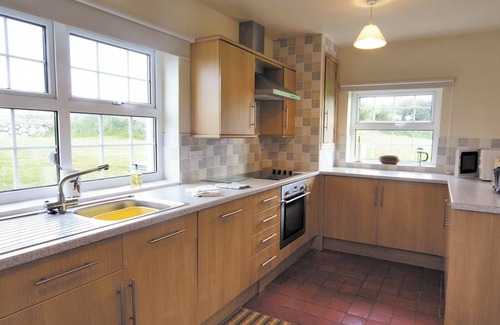 Mynytho Cottage | 4 bedroom accommodation in Cilan, near Abersoch