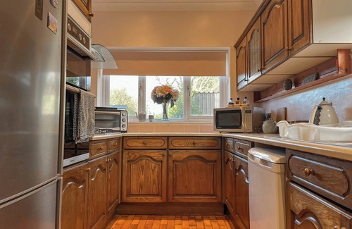Kneesall Cottage | 4 bedroom accommodation in Newark