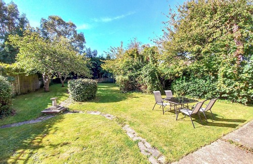 Seaview Cottage | 4 bedroom accommodation in Seaview