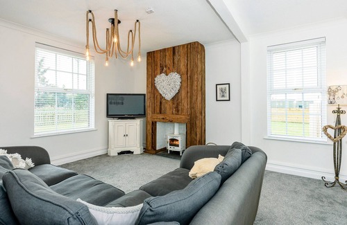 Wesham Cottage | 4 bedroom accommodation in St Michael’s on Wyre, near Poulton-le-Fylde