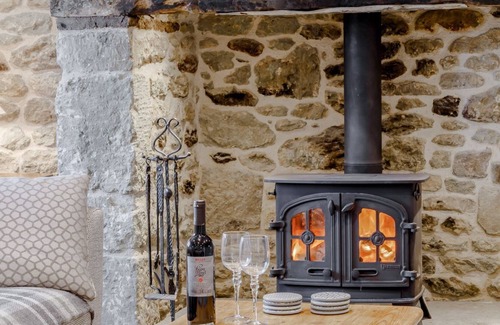 Zeals Cottage | 4 bedroom accommodation in Zeals, near Mere