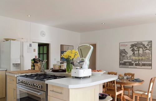 Cupar Cottage | 4 bedroom accommodation in Pitcairlie, near St Andrews