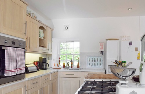 Cupar Cottage | 4 bedroom accommodation in Pitcairlie, near St Andrews