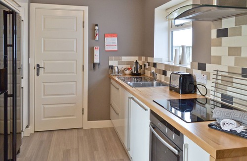 Filey Cottage | 4 bedroom accommodation in Flat Cliffs, near Primrose Valley